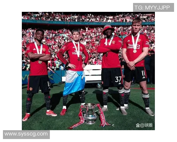 足球明星妻子赛场观战风采尽显引发球迷热议与关注